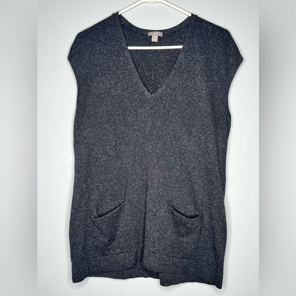 J. Jill Salt and Pepper Sleeveless Top With Front Pockets Size Small